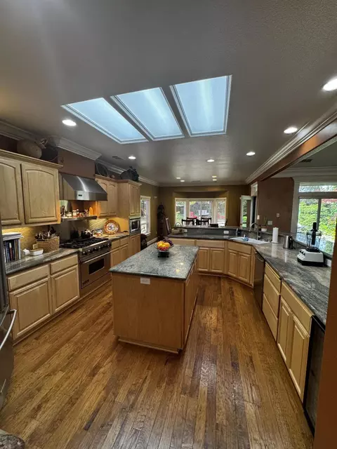 4660 Yellowstone Dr, Redding, CA 96002 photo 19