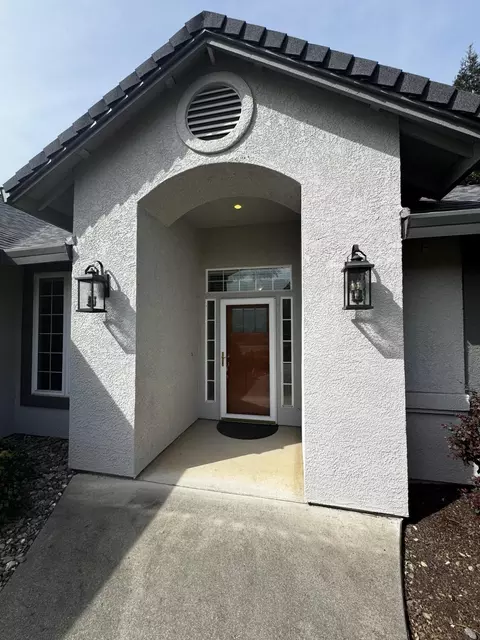 4660 Yellowstone Dr, Redding, CA 96002 photo 5