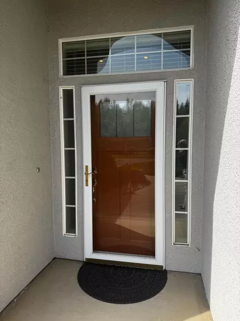 4660 Yellowstone Dr, Redding, CA 96002 photo 6