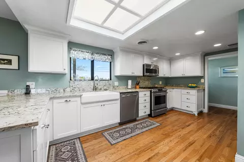 Kitchen - 22145 Gilmore Ranch Rd, Red Bluff, CA 96080 photo 2 of 6