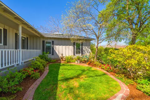 Exterior - 22145 Gilmore Ranch Rd, Red Bluff, CA 96080 photo 3 of 27