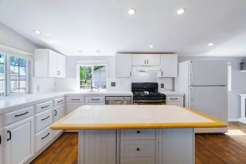 3236 Veda St, Redding, CA 96001 photo 9