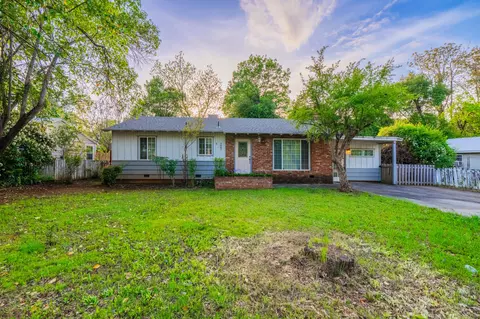 3082 Lawrence Rd, Redding, CA 96002