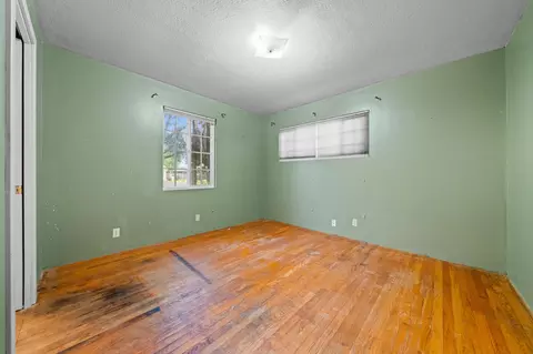 Bedroom - 3082 Lawrence Rd, Redding, CA 96002 photo 2 of 3