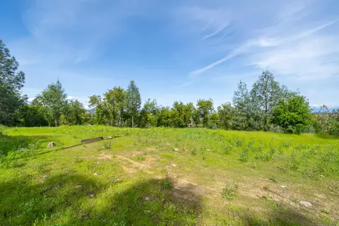 2330 West St, Redding, CA 96001 photo 24