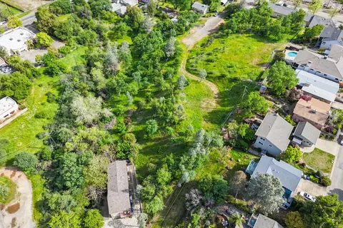 2330 West St, Redding, CA 96001 photo 17