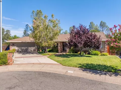 1830 Wasatch Ct, Redding, CA 96001