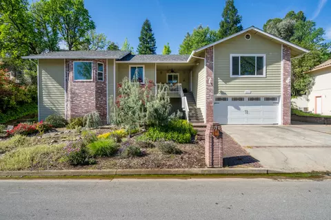 5598 Terra Linda Way, Redding, CA 96003
