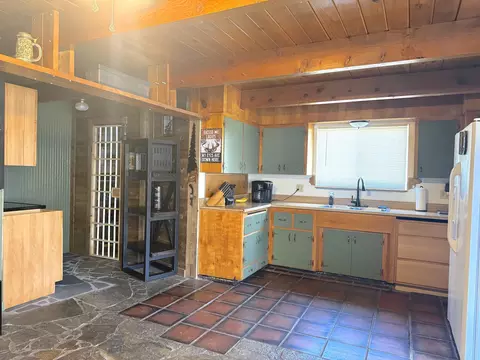 20522 Old 44 Dr, Redding, CA 96003 photo 32
