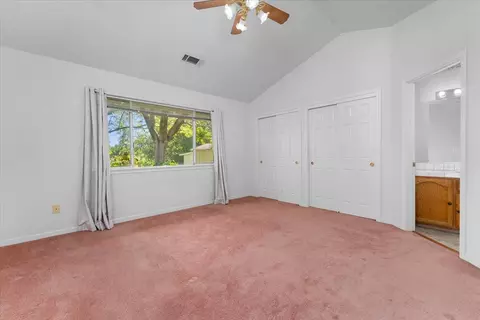Bedroom - 2771 Dawnridge Dr, Redding, CA 96001 photo 3 of 5