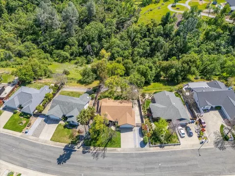 View/Area - 2771 Dawnridge Dr, Redding, CA 96001 photo 3 of 3