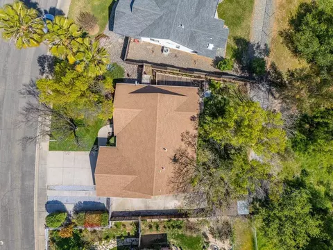 View/Area - 2771 Dawnridge Dr, Redding, CA 96001 photo 2 of 3