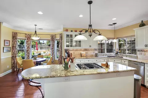 3395 Kentwood Dr, Redding, CA 96002 photo 13