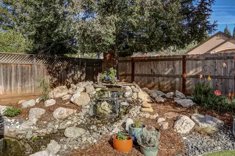 3395 Kentwood Dr, Redding, CA 96002 photo 49