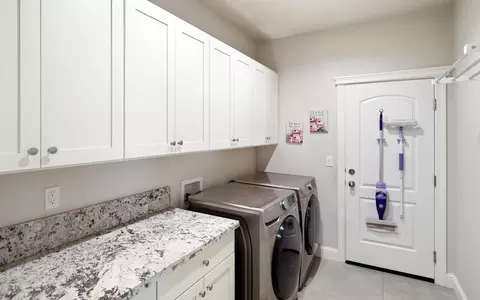 3335 Glenrock Way, Redding, CA 96001 photo 34