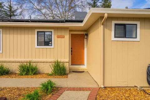 19518 Medo Vale Ln, Redding, CA 96002 photo 5