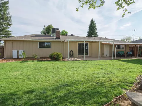 19518 Medo Vale Ln, Redding, CA 96002 photo 41