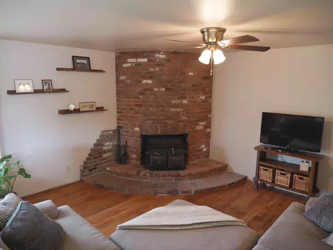 19518 Medo Vale Ln, Redding, CA 96002 photo 6