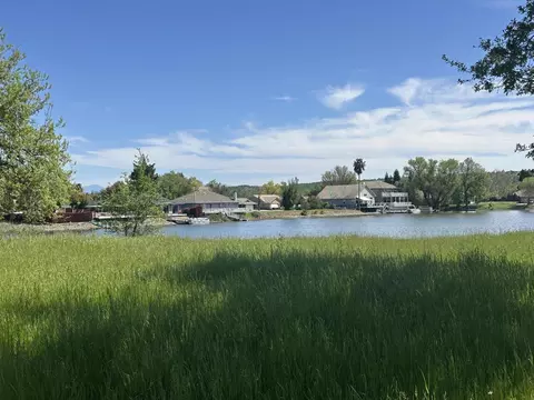 19164 Fjord Ln, Cottonwood, CA 96022