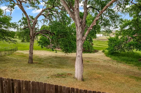 255 Sparrow Ct, Red Bluff, CA 96080 photo 40