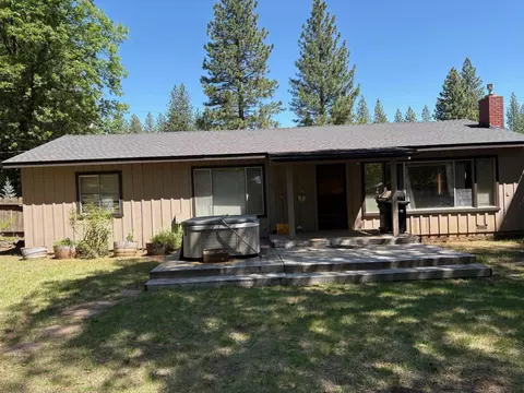 Exterior - 37061 Park Ave, Burney, CA 96013 photo 4 of 5