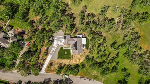 View/Area - 22568 Rio Robles Dr, Red Bluff, CA 96080 photo 2 of 3