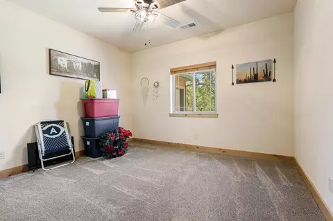 Bedroom - 22568 Rio Robles Dr, Red Bluff, CA 96080 photo 3 of 4