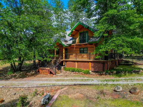 7417 Tahoe Ln, Shingletown, CA 96088