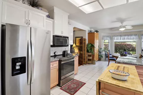 2210 Drexel Way, Redding, CA 96001 photo 18