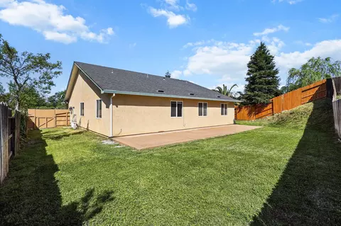16771 Cape Cod Dr, Redding, CA 96003 photo 53