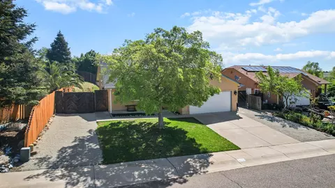 16771 Cape Cod Dr, Redding, CA 96003 photo 3