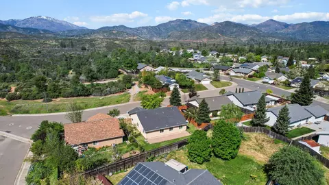 16771 Cape Cod Dr, Redding, CA 96003 photo 8