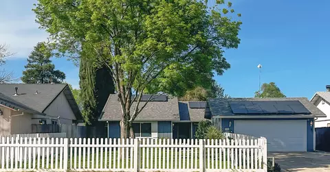 Exterior - 2016 Stonybrook Dr, Red Bluff, CA 96080 photo 2 of 4