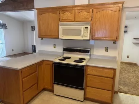 Kitchen - 21759 Shadow Ln, Burney, CA 96013 photo 4 of 5