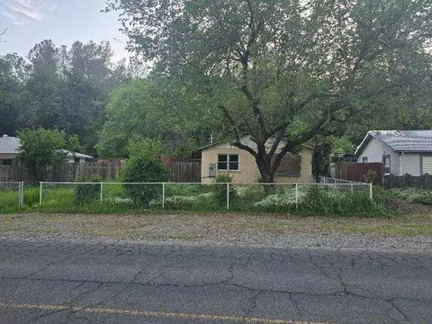 4666 Cedars Rd, Redding, CA 96001 photo 2