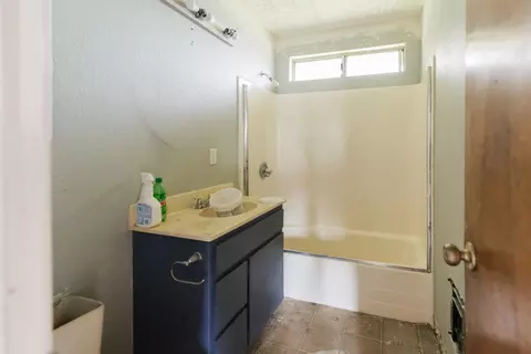 1740 Dana Dr, Redding, CA 96003 photo 19