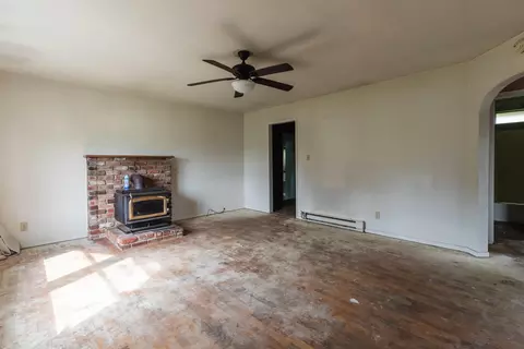 1740 Dana Dr, Redding, CA 96003 photo 7