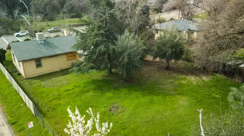 1740 Dana Dr, Redding, CA 96003 photo 31