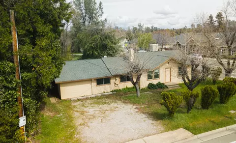 1740 Dana Dr, Redding, CA 96003 photo 33