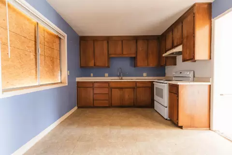 1740 Dana Dr, Redding, CA 96003 photo 4