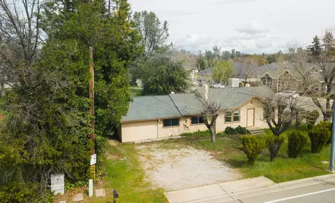 1740 Dana Dr, Redding, CA 96003 photo 37