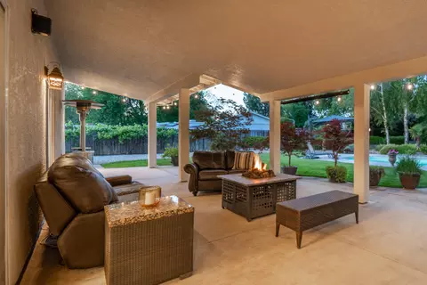 Exterior - 6412 Creekside St, Redding, CA 96001 photo 17 of 47