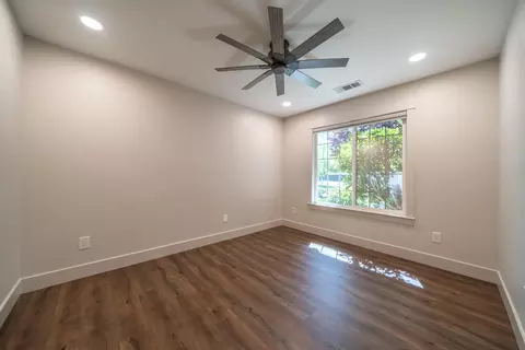 Bedroom - 6412 Creekside St, Redding, CA 96001 photo 5 of 6
