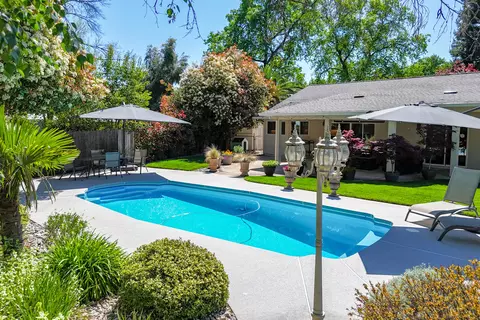 Exterior - 6412 Creekside St, Redding, CA 96001 photo 15 of 47
