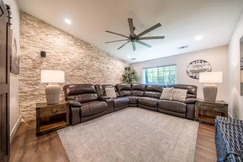 Living - 6412 Creekside St, Redding, CA 96001 photo 3 of 3