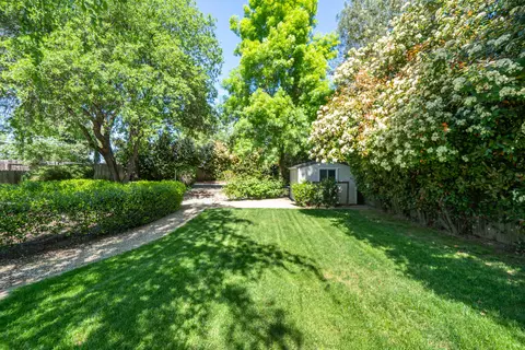 Exterior - 6412 Creekside St, Redding, CA 96001 photo 34 of 47
