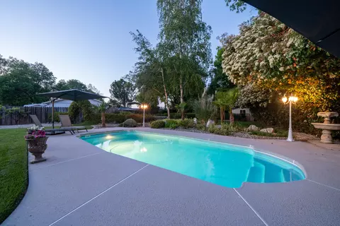 Exterior - 6412 Creekside St, Redding, CA 96001 photo 23 of 47
