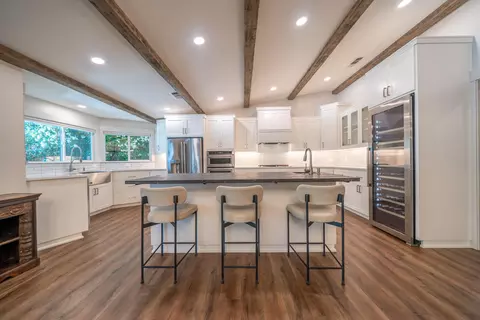 Kitchen - 6412 Creekside St, Redding, CA 96001 photo 2 of 10