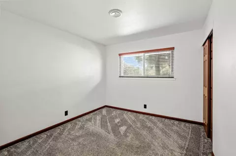 Bedroom - 3431 Alexander Dr, Redding, CA 96002 photo 2 of 6