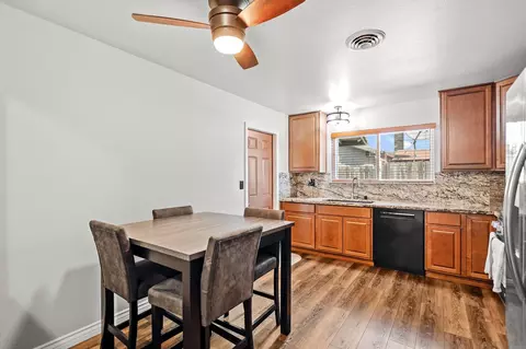 Dining - 3431 Alexander Dr, Redding, CA 96002 photo 1 of 2